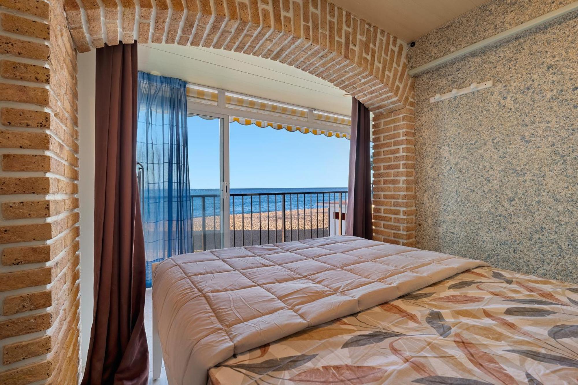 Hauzify I Apartament Plenamar Platja d'Aro Esterno foto